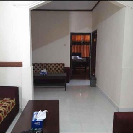 Mawar Bed And Breakfast Bajawa Bagian luar foto
