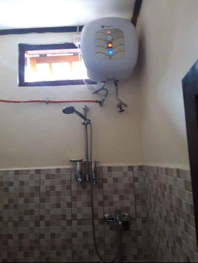 Mawar Bed And Breakfast Bajawa Bagian luar foto
