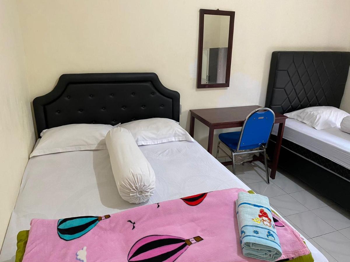 Mawar Bed And Breakfast Bajawa Bagian luar foto