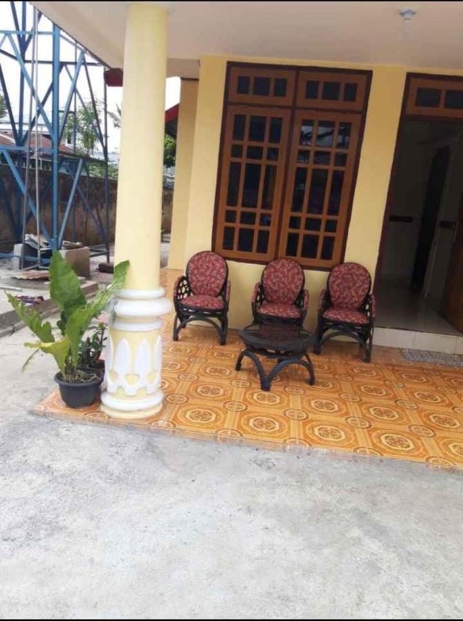 Mawar Bed And Breakfast Bajawa Bagian luar foto